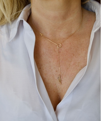 Collier '' 14